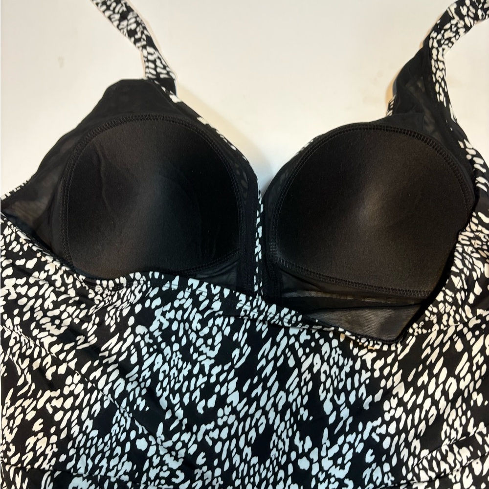 Swimsuits For All Halter One-Piece Swimdress size 18 - Picture 12 of 14